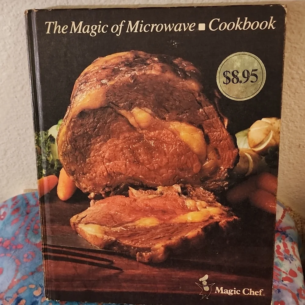 Cookbook Lot - Picture 2 of 7